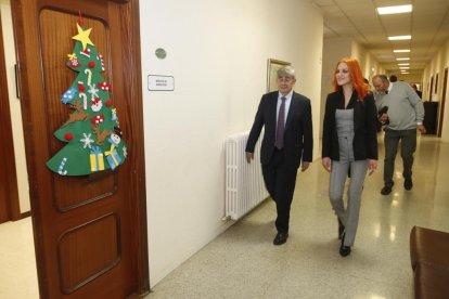 Sara García junto a Juan Francisco García Marín. RAMIRO.