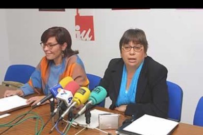 Ivette, abogado de profesión, está casada y tiene un hijo. Ha sido concejal de IU en el Ayuntamiento asturiano de Avilés de 1995-1999.