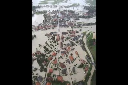En Alemania, las regiones del sur de Baviera han activado la alarma ante la crecida de varios ríos provocada por las fuertes lluvias de los últimos días.
