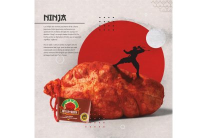 La espada de un guerrero ninja se puede usar para trinchar un botillo. Es el mes de diciembre. DL