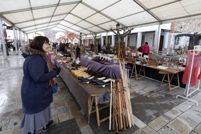 Mercado en La Pola de Gordón. MARCIANO PÉREZ