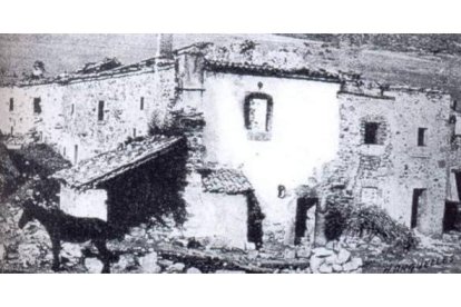El pueblo de Isoba quemado | La Maginot Cantábrica y Arqueomalocología.