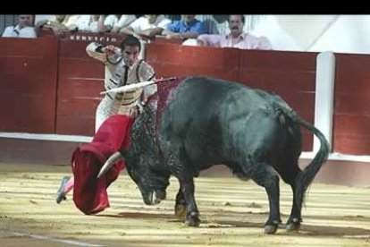 Desde luego, Javier Conde es un torero distinto. De bronca o de triunfo, pero personalísimo. Y eso se agradece.