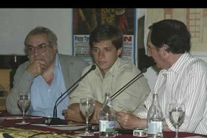 El Juli explicó a los seguidores las razones de su cambio de actitud, «Lo que hacía hasta hace poco era engañar a la gente, o engañarme a mí mismo. Fue una etapa de mi vida y la he cerrado», dijo