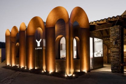 Exterior de El Capricho, en Jiménez de Jamuz. DL