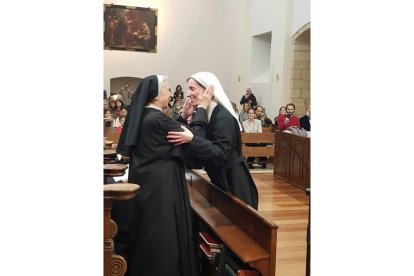 Cristina Sanz, novicia en Las Carbajalas de León. FERNANDO OTERO