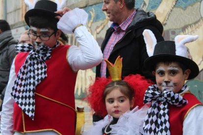 El público también se conjunta.  A. VALENCIA.