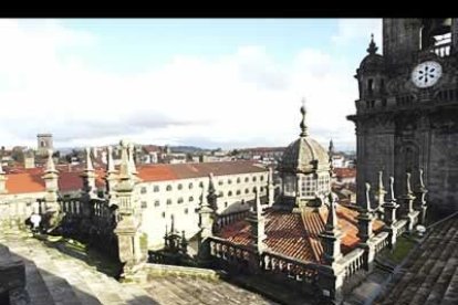 En grupos reducidos de 20 personas, y previo pago de entrada, se permitirá el acceso a unos rincones inéditos de la basílica compostelana.