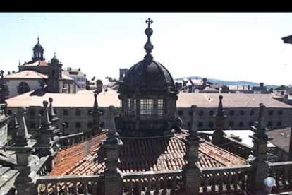 Los visitantes sólo subirán acompañados de un guía, nombrado por el cabildo.