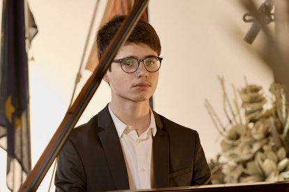 Davide Conte. DL