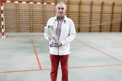Veguellina, campeón de 3.ª Provincial Cadete. MARCIANO PÉREZ