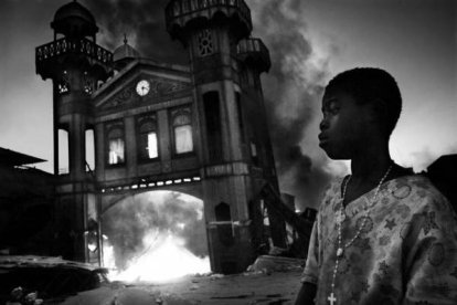 Segundo premio en la categoría 'Temas de actualidad', del fotógrafo Ricardo Venturi.