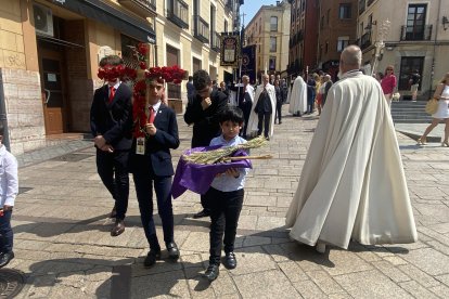 León celebra el Corpus Chico. RAMIRO