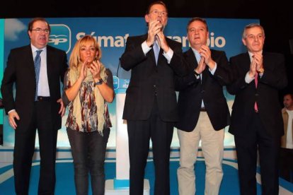 Juan Vicente Herrera, Isabel Carrasco, Mariano Rajoy, Alfredo Prada y Emilio Gutiérrez. Ramiro / Jesús
