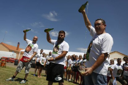 Feria de la sidra en Santa María del Páramo. F. OTERO PERANDONES