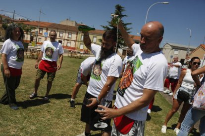 Feria de la sidra en Santa María del Páramo. F. OTERO PERANDONES