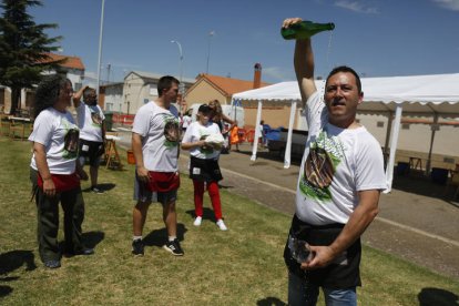 Feria de la sidra en Santa María del Páramo. F. OTERO PERANDONES