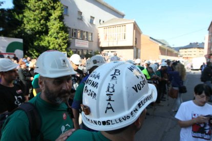 Mineros durante la III Marcha Minera. NOBERTO.