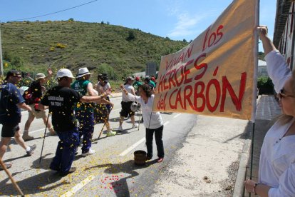 Mineros durante la III Marcha Minera.