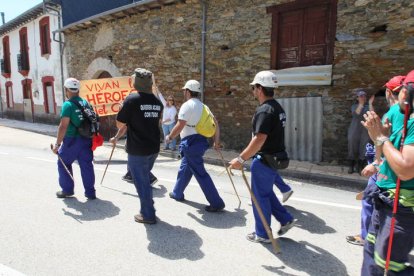 Mineros durante la III Marcha Minera. NOBERTO.