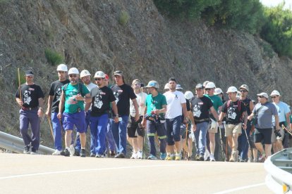 Mineros durante la III Marcha Minera. NOBERTO.