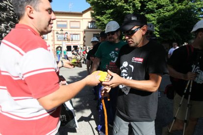 Mineros durante la III Marcha Minera. NOBERTO.
