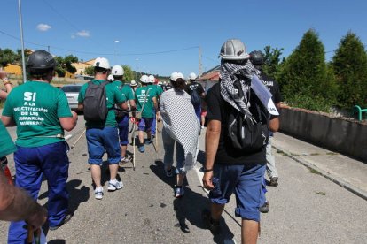 Mineros durante la III Marcha Minera. NOBERTO