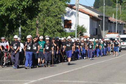 Mineros durante la III Marcha Minera.  NOBERTO