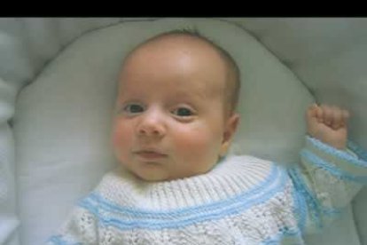 Fecha de nacimiento: 10 de abril<br> Nombre del padre: Luis Felipe Hurtado Sánchez<br>  Nombre de la madre: Rocío Sánchez Martín<br>