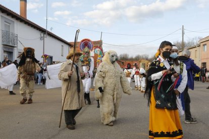 Antruejo de Velilla de la Reina. MARCIANO PÉREZ