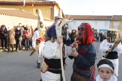 Antruejo de Velilla de la Reina. MARCIANO PÉREZ
