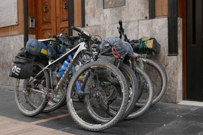 JAVIER FERNÁNDEZ ZARDÓN