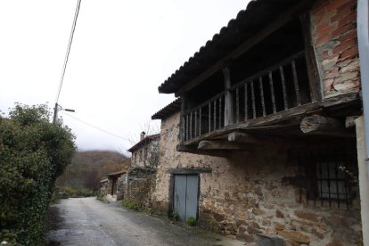 Muestra del corredor de una de las casas del pueblo mismo pueblo.