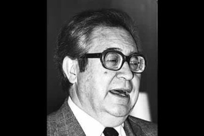 Federico Silva fue nombrado presidente y Fraga secretario general.