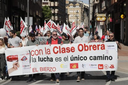 Manifestación del 1 de mayo en Ponferrada. L. DE LA MATA