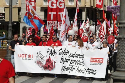 Manifestación del 1 de mayo en Ponferrada. L. DE LA MATA