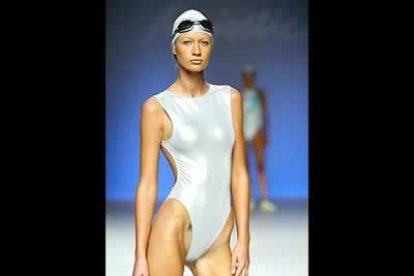 La propuesta para la piscina ha venido de la mano de la firma Vives Vidal, en la que se integran Belcor y Majestic. Y es que la moda está en todas partes.