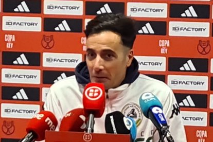 José Luis Lago, entrenador del Astorga. M. Á. TRANCA