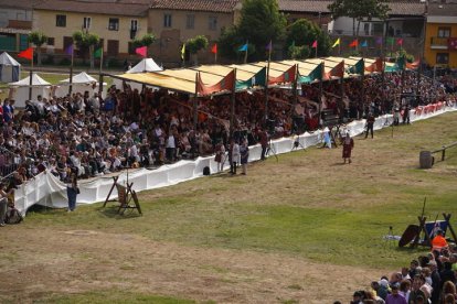Hospital de Órbigo (León) regresa a la Edad Media para recrear las Justas del Passo Honroso. J. NOTARIO