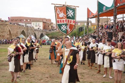 Hospital de Órbigo (León) regresa a la Edad Media para recrear las Justas del Passo Honroso. J. NOTARIO