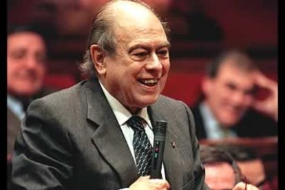 Pujol acude como candidato de Ciu a las elecciones de 1980  y las gana. Es nombrado «president» de la Generalitat.  Su principal prioridad es conseguir mayor autonomía para Catalunya.