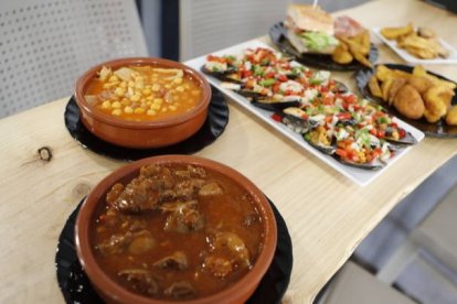 Exquisitos platos preprados en El Zorro. RAMIRO