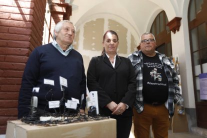 Inauguración de una exposición de Cáritas. FERNANDO OTERO