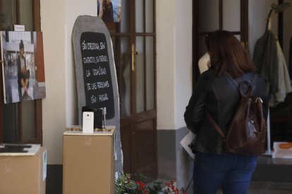 Algunos de los elementos expuestos en la muestra. FERNANDO OTERO