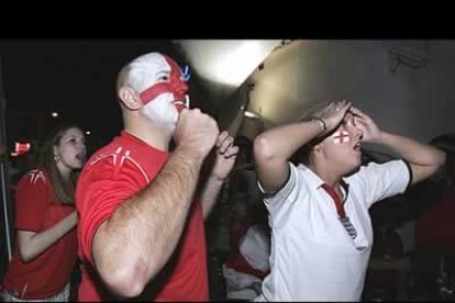 La bella y la bestia. El fútbol consigue unir aquello que el sentido común nunca haría.