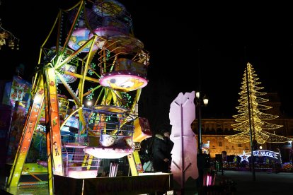 Atracciones infantiles. J. NOTARIO