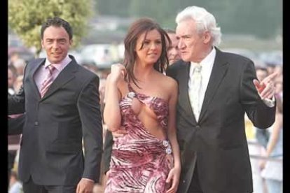María Jesús Ruiz, junto a su novio y Luis del Olmo.