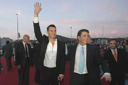 Carlos López Riesco recibió personalmente al televisivo Jesús Vázquez.