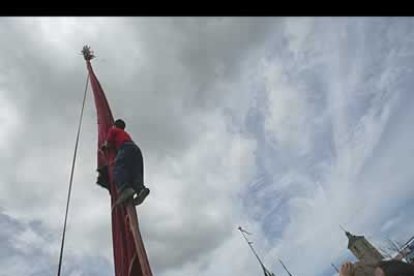 El Subdelegado del Gobierno, Francisco Álvarez, acudió al paso de la comitiva del término municipal de Valderrey al de Riego de la Vega, y realizó un tramo del camino.