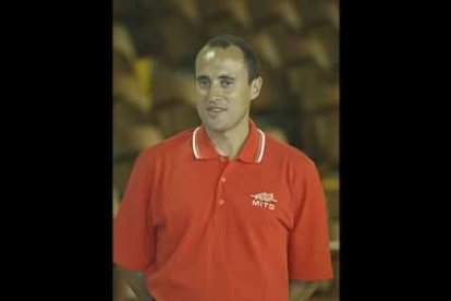 Javier García, el fisioterapeuta del equipo, se encargará de que sus chicos esten en la mejor forma durante la temporada que se avecina.